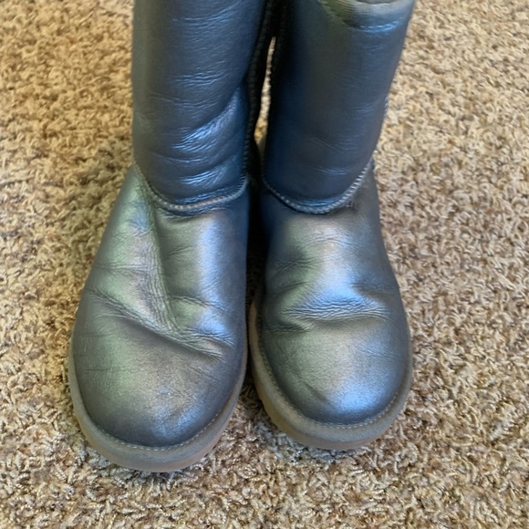UGG Australia Classic Metallic Gray Leather Suede BOOTS size 7 Fur lined, Warm - Picture 8 of 8